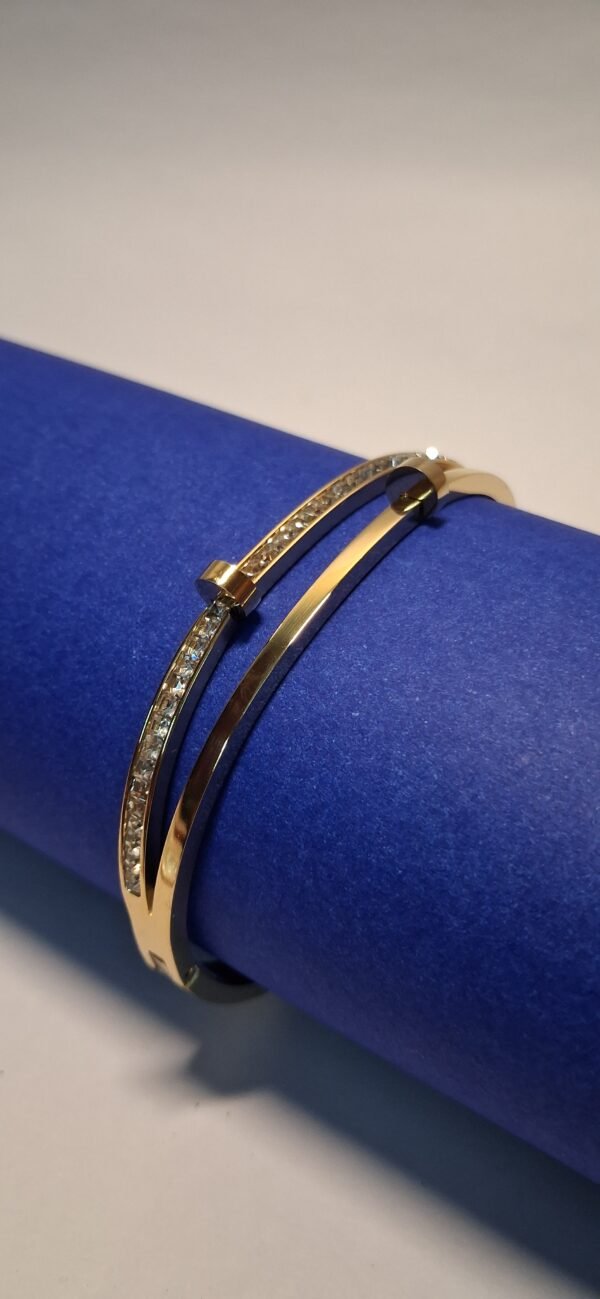 Elegant Zircon cuff bracelet - Image 2