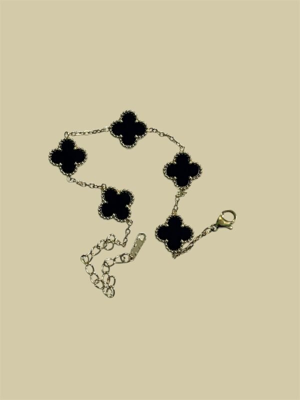 Elegant Clover Bracelet - Image 4