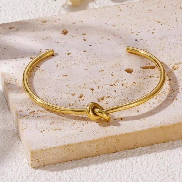 Love Knot Bracelet - Image 3