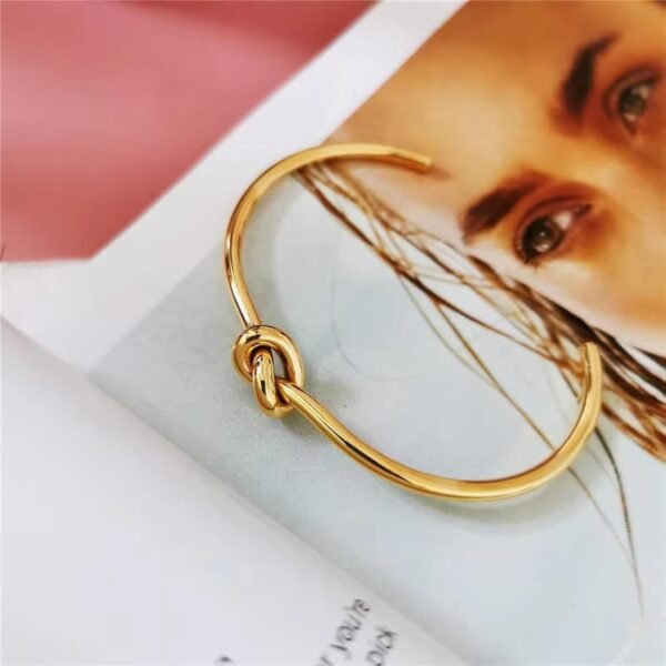 Love Knot Bracelet - Image 5
