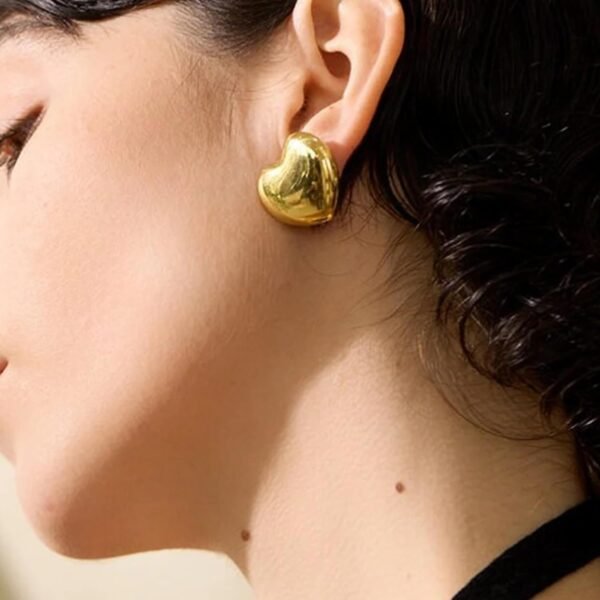 Gold Heart Stud Ear-rings - Image 4