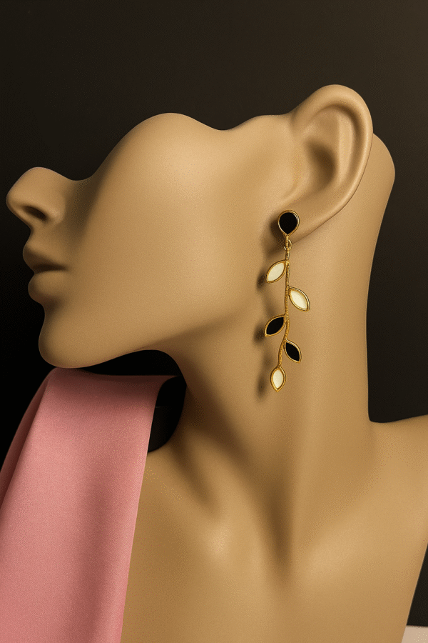 Elegant Leaf Drop Earrings