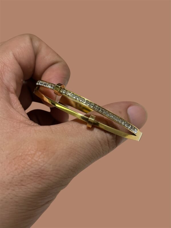 Elegant Zircon cuff bracelet - Image 4