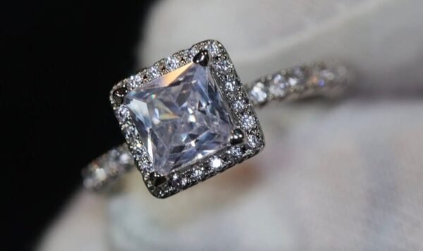 Silver square zirconia Ring - Image 4