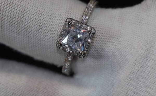 Silver square zirconia Ring - Image 5