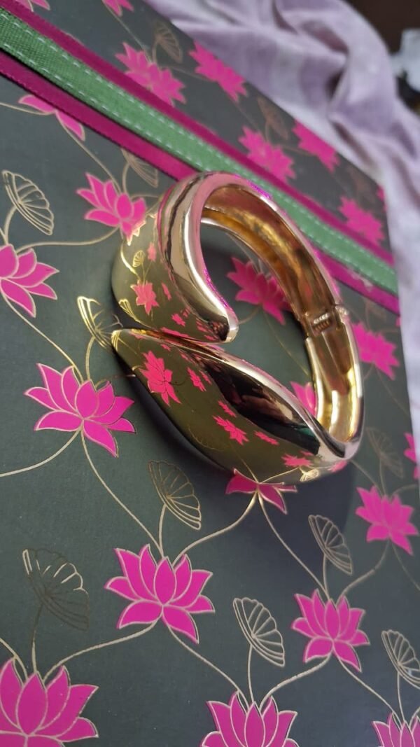 Abstract Waterdrop Cuff Bracelet - Image 3