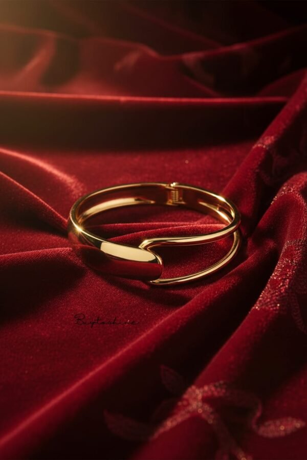H&M Cuff Bracelet - Image 4